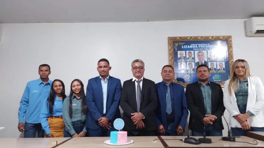 Ao finalizar as sessões do mês de julho foi comemorado o aniversário dos aniversariantes do bimestre da Câmara Municipal de Lizarda -TO.